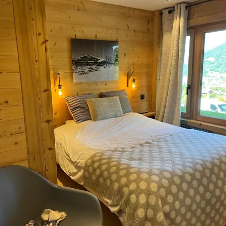 Rez De Jardin Apartment *